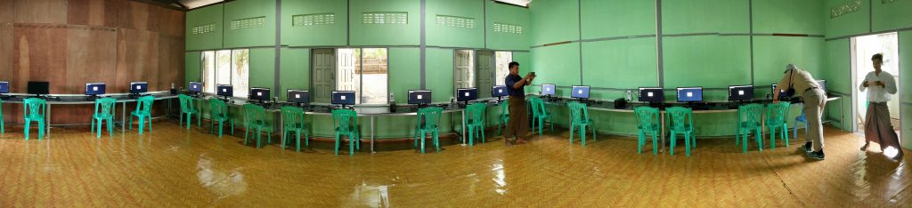 panoramic view of computer lab